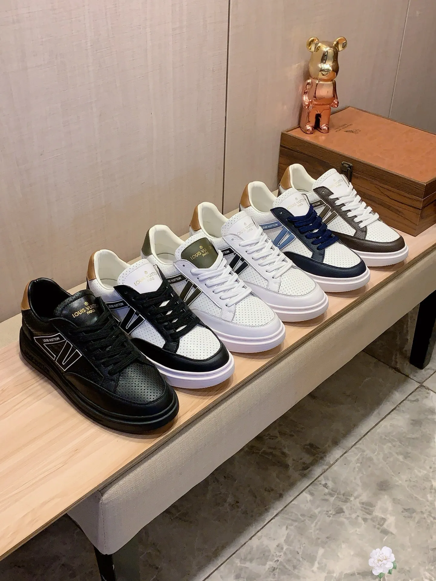 Men's Men's Shoes 💰420💰💰🎩🎩[Lightning][Lightning] "Lv*" The latest and most popular casual shoes, top brands [Seduce] Luxury ~ Purchasing Agency, Top ~ Quality. [Strong] The upper is made of imported breathable cowhide with material ➕ breathable sheepskin feet (•) and fine workmanship. Original stylish and stylish soft rubber wear-resistant and non-slip outsole, light and comfortable on the feet, the real thing looks better when taken in real life, 413: code: 38-44, 6️⃣ colors selected
